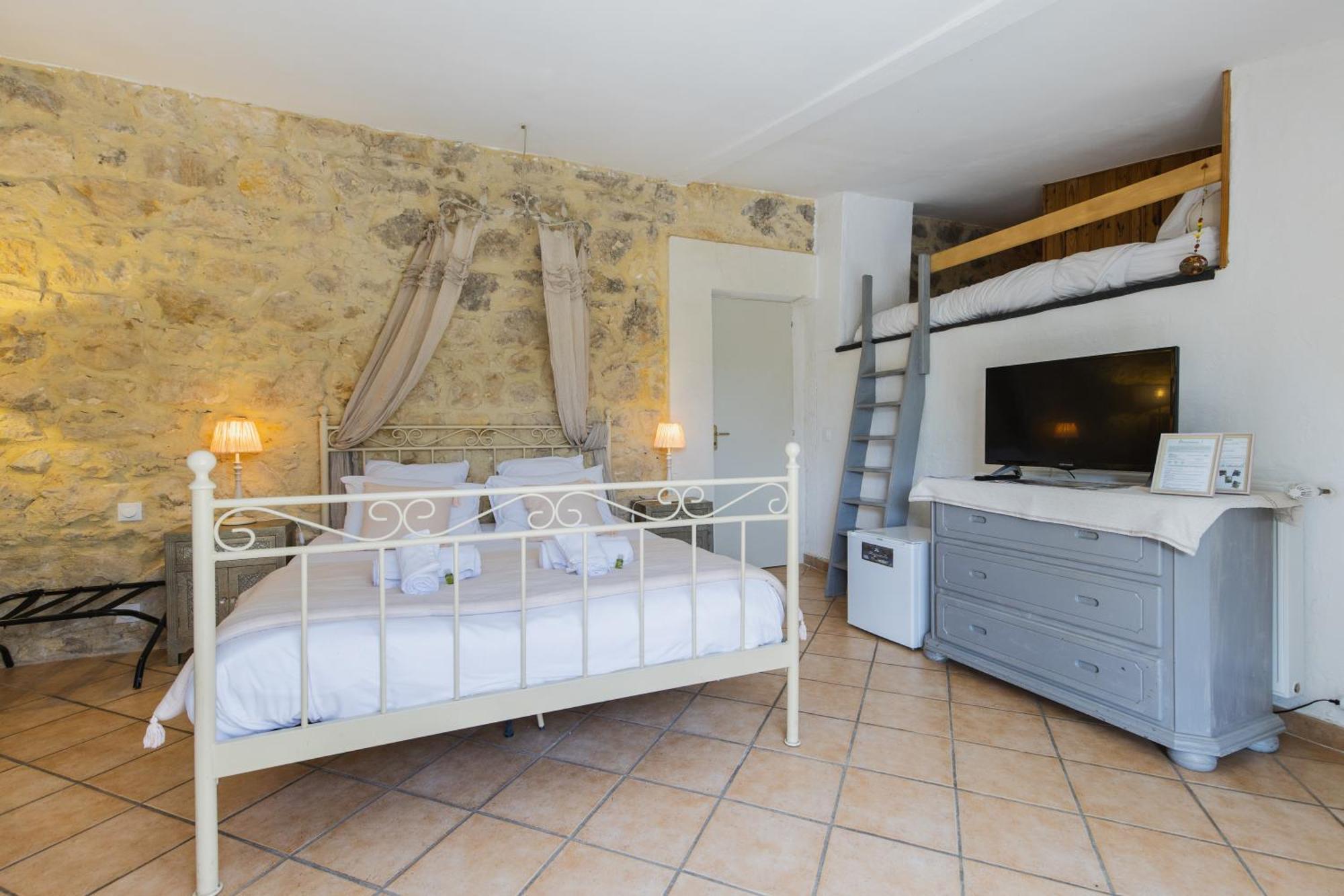 Chambre D'Hotes - B&B - Grand Luberon Chez Manon En Luberon Lagnes Extérieur photo